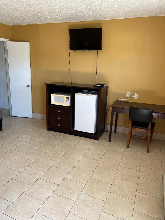 Budget Inn Decatur Priceville Extérieur photo